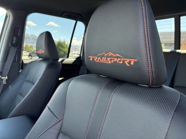 Used 2025 Honda Ridgeline TrailSport image 12