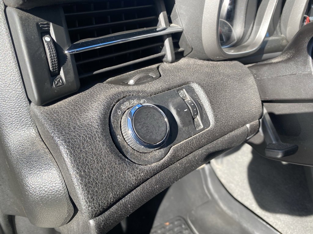 Used 2016 Chevrolet Malibu LT w/ Power Convenience Package image 15