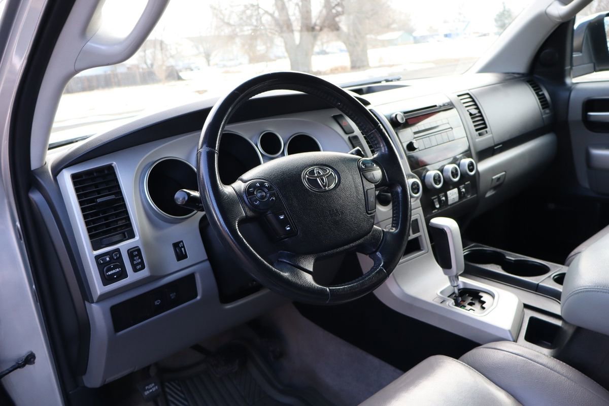 Used 2008 Toyota Sequoia Limited AWD/4WD image 15