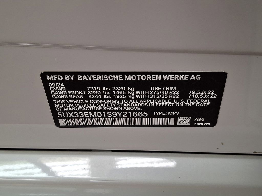 Used 2025 BMW X7 M60i image 26