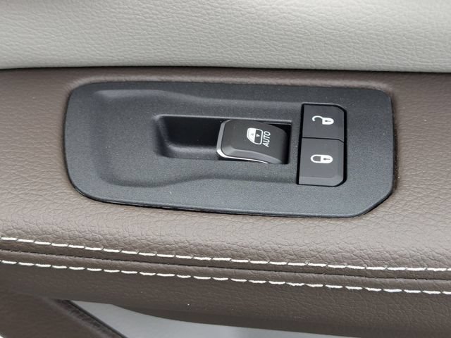 New 2026 RAM 1500 Laramie AWD/4WD image 38