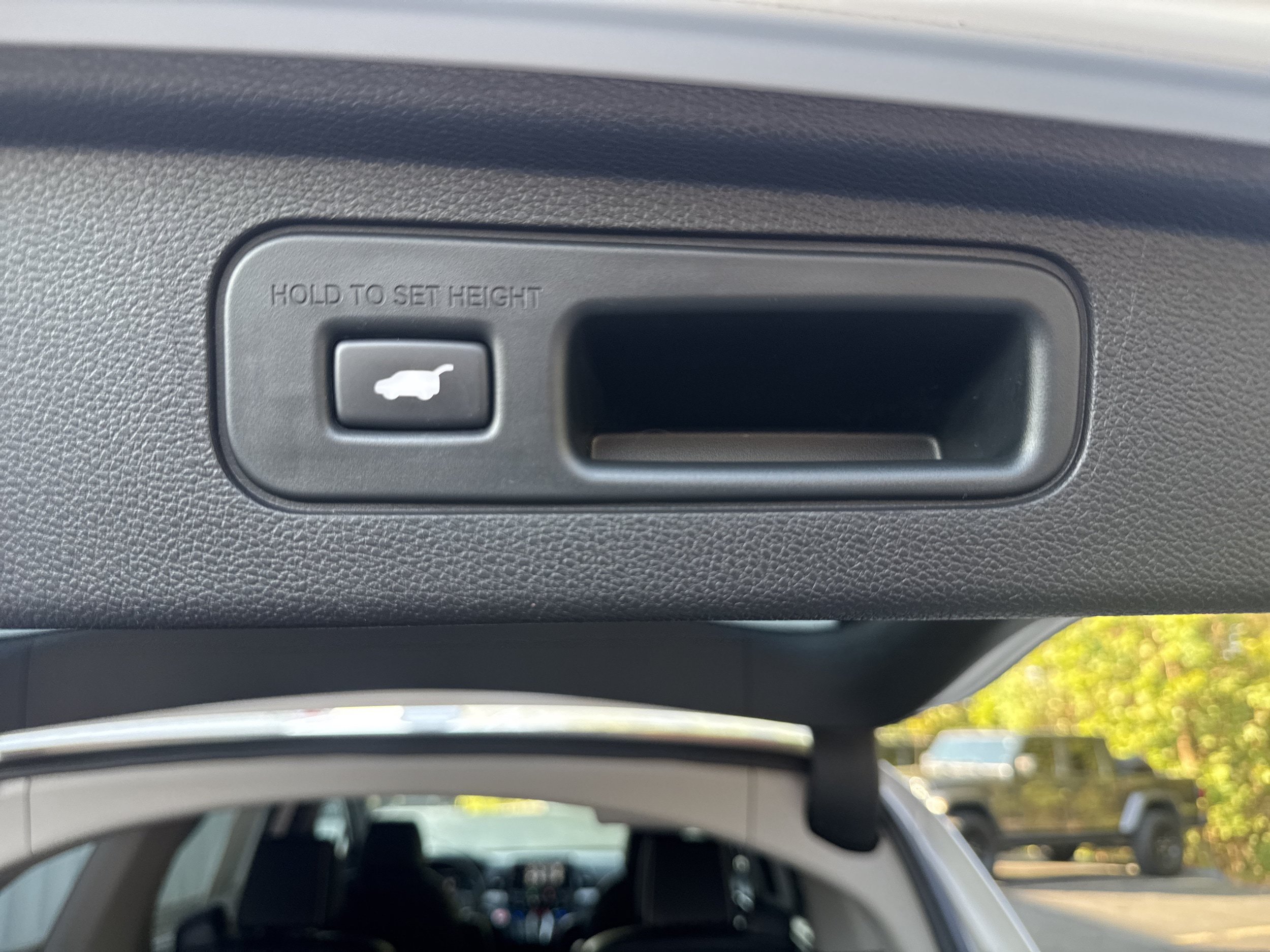 Used 2023 Honda Odyssey Elite image 13