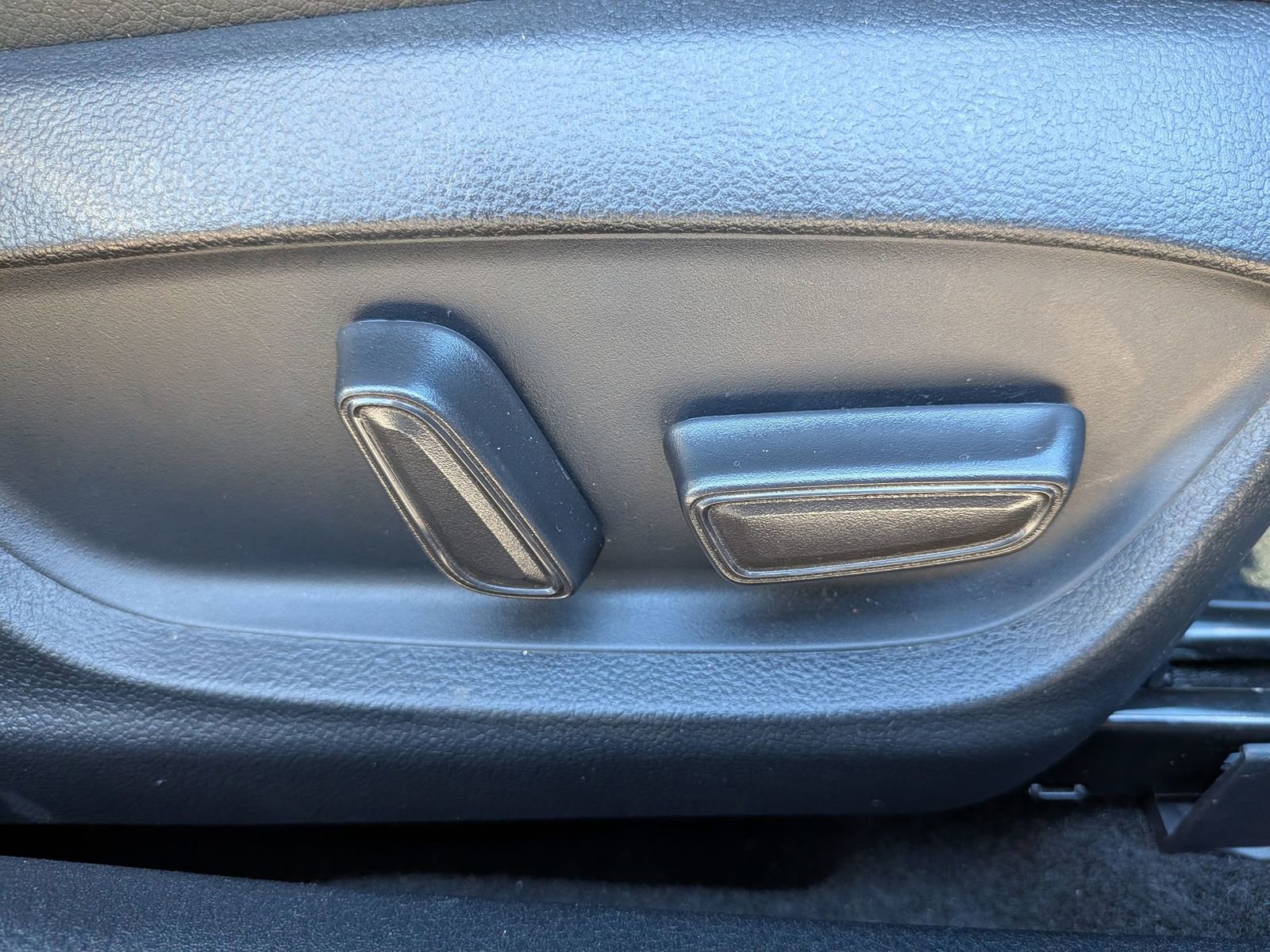 Used 2023 Toyota Camry XSE w/ Cold Weather Package image 38