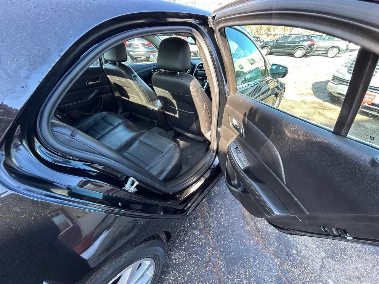 Used 2016 Chevrolet Malibu LTZ image 8