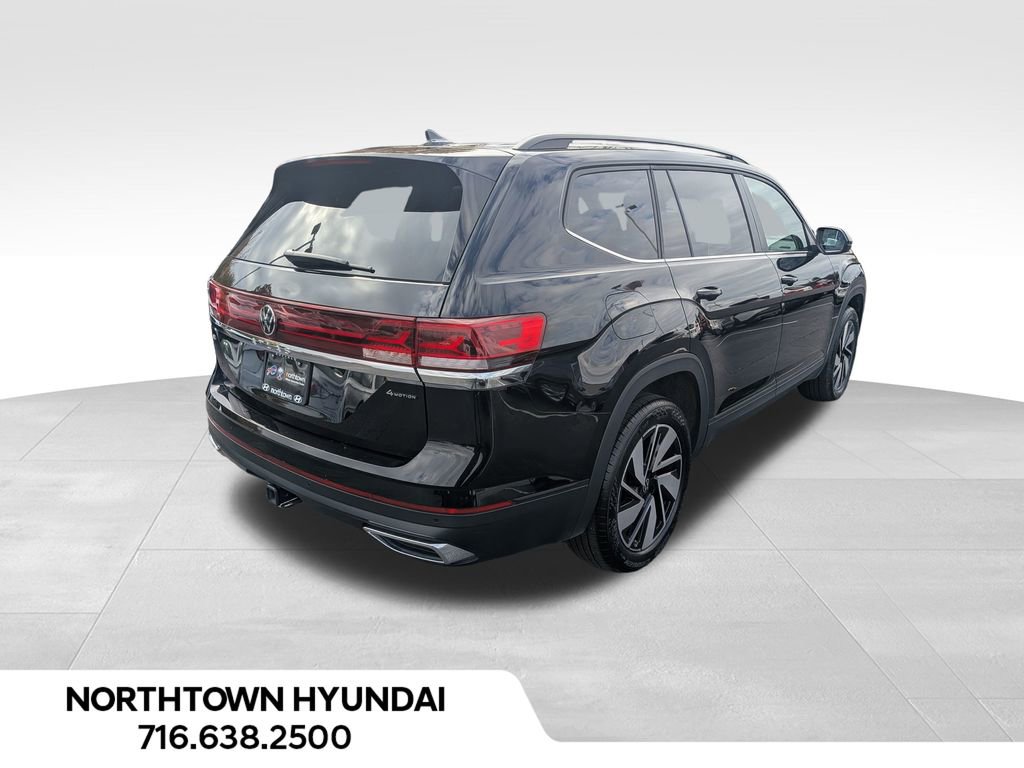 Used 2025 Volkswagen Atlas SE image 16