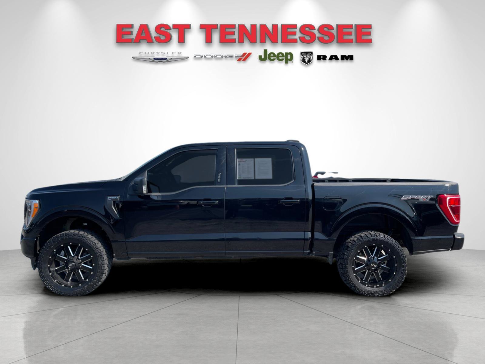 Used 2022 Ford F150 XLT w/ Equipment Group 302A High AWD/4WD image 6