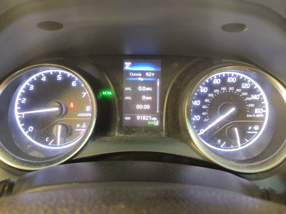 Used 2018 Toyota Camry SE w/ Convenience Package FWD image 23