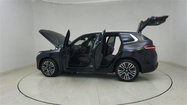 Used 2025 BMW X3 xDrive30i w/ Premium Package image 71
