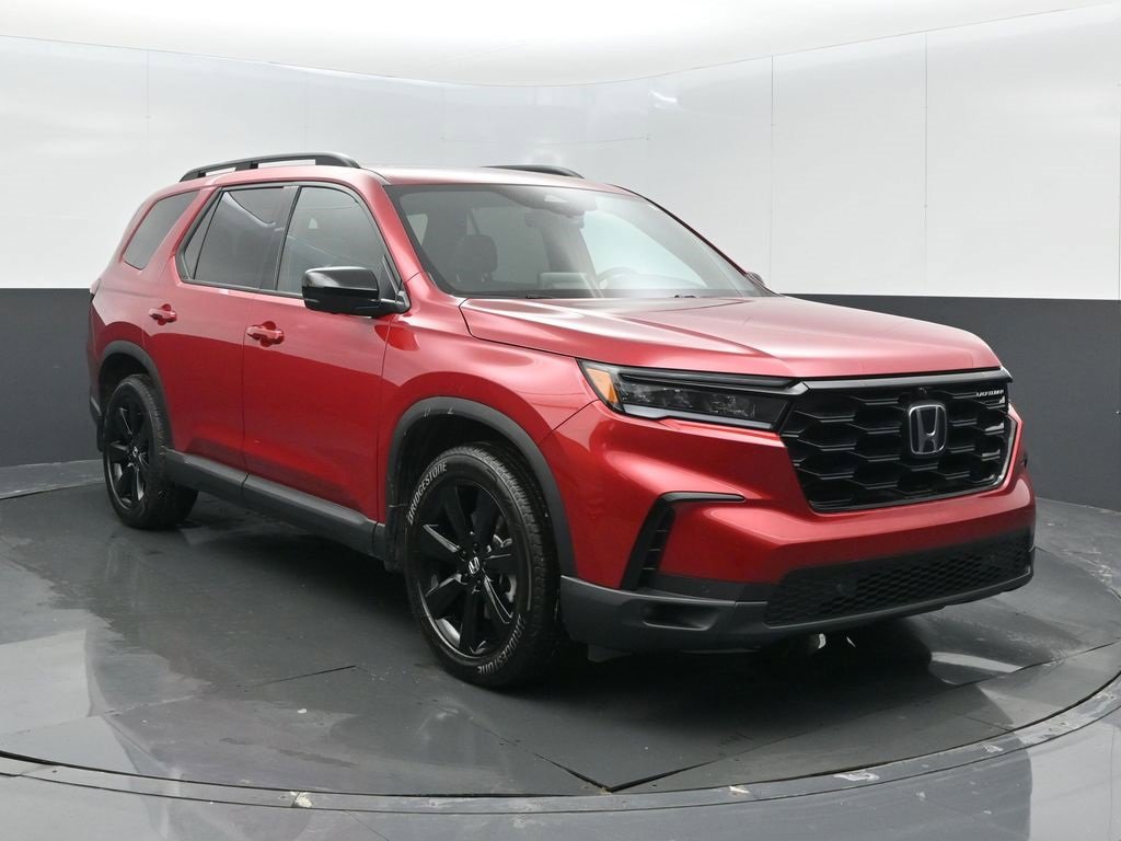 Certified 2025 Honda Pilot Black Edition image 2