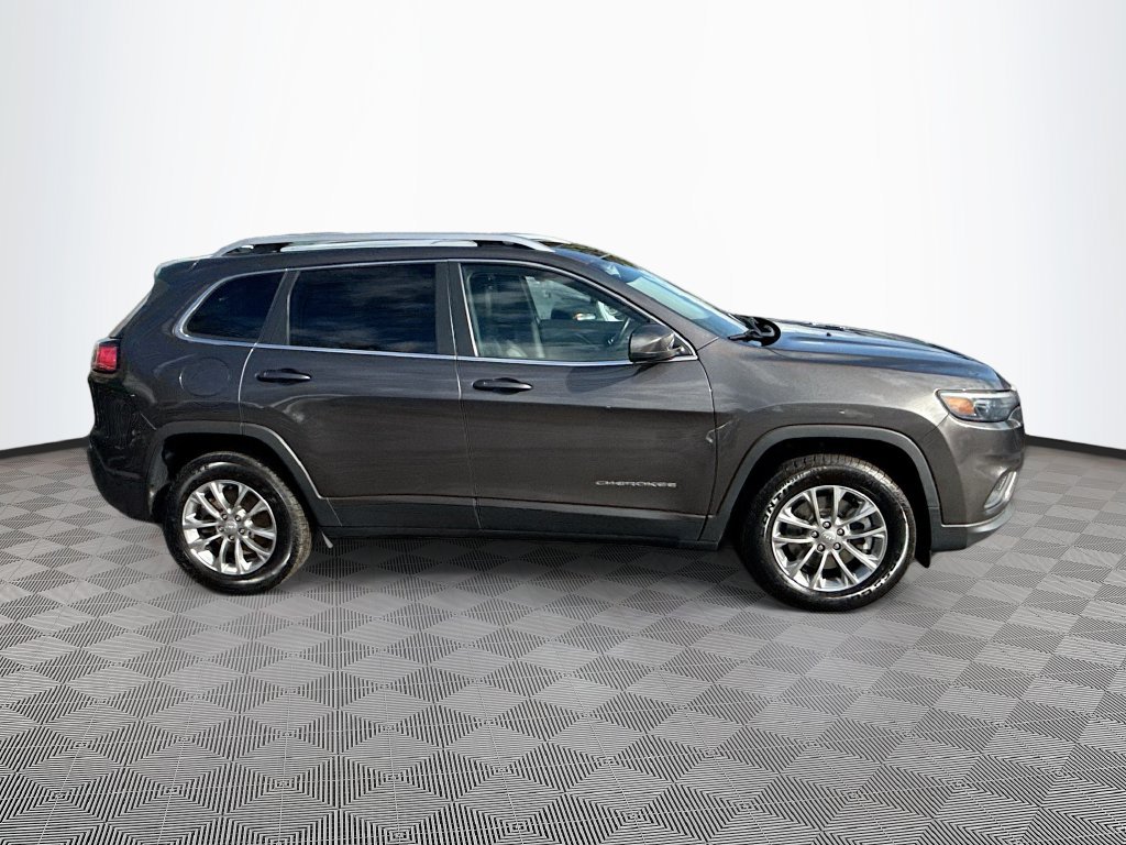 Used 2021 Jeep Cherokee Latitude Lux w/ Sun & Sound Group AWD/4WD image 5