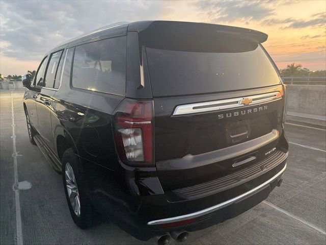 Used 2023 Chevrolet Suburban Premier image 6