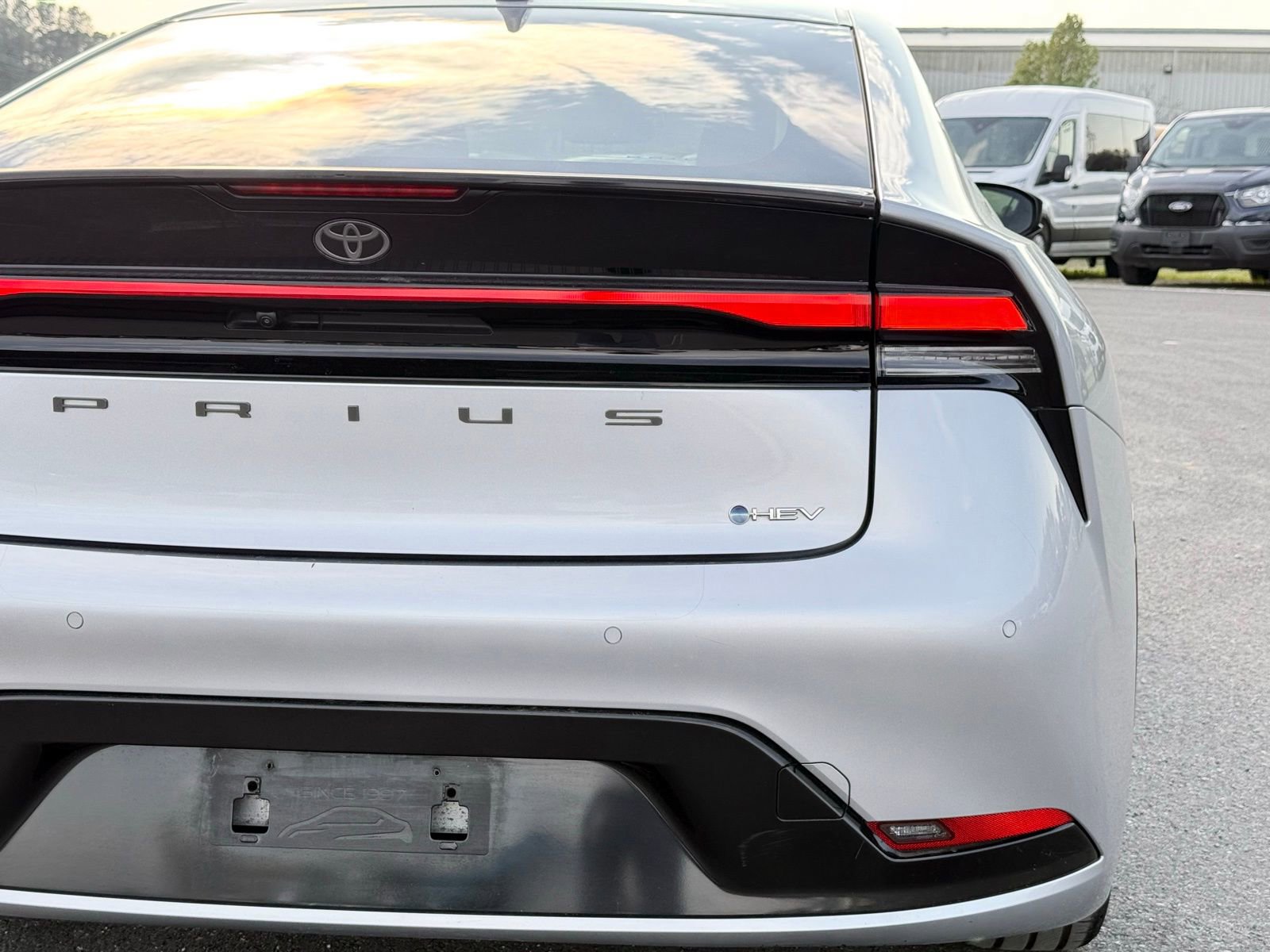 Used 2024 Toyota Prius XLE FWD image 13