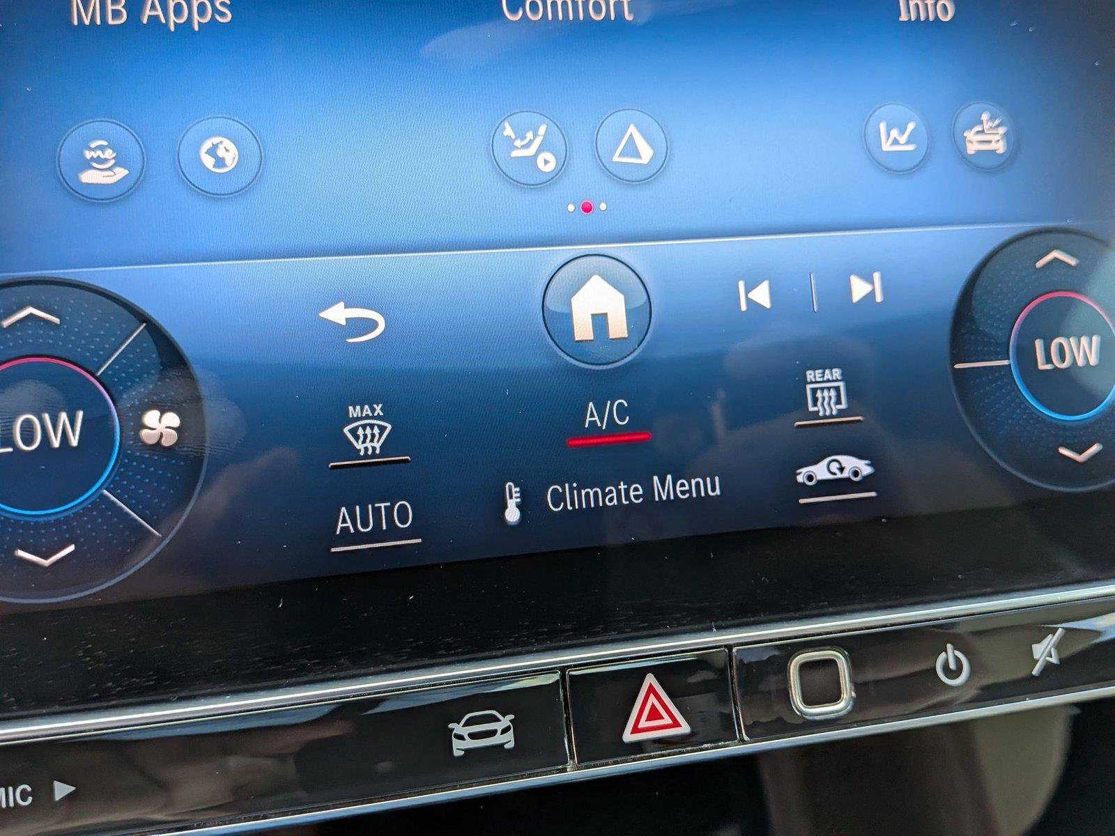 Used 2022 Mercedes-Benz C 300 Sedan image 25