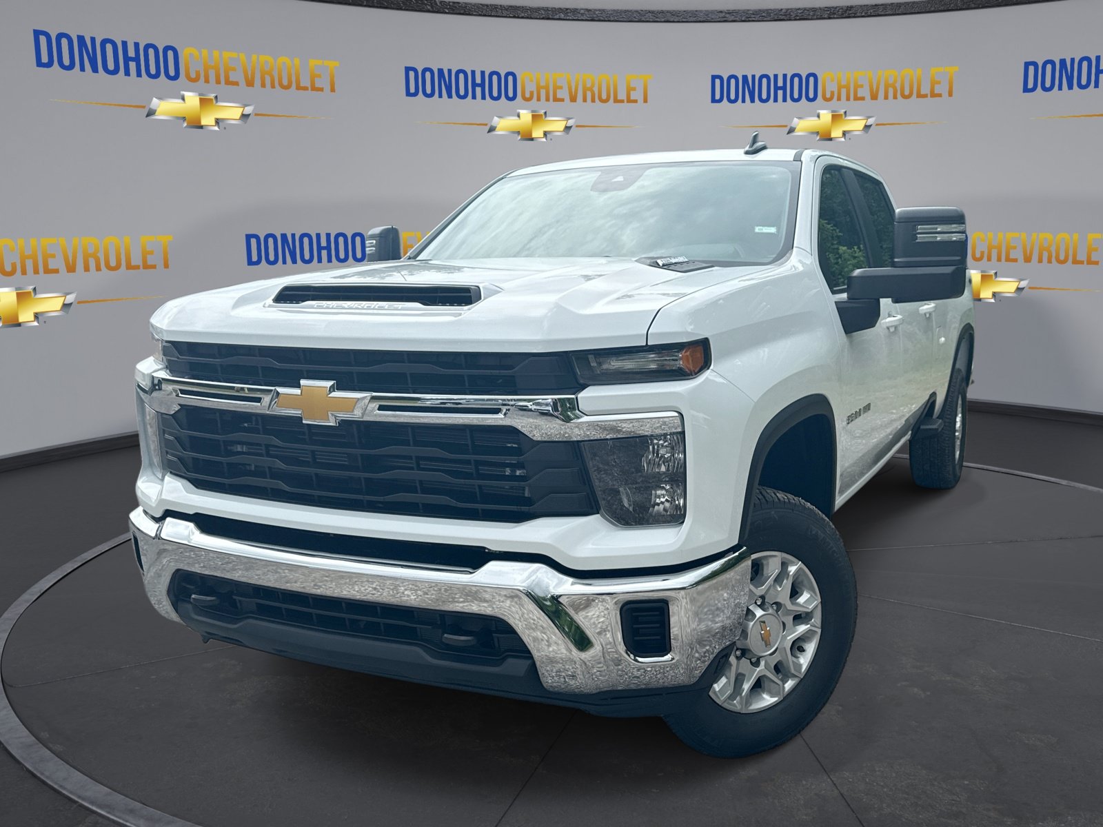 New 2026 Chevrolet Silverado 3500 LT AWD/4WD image 4