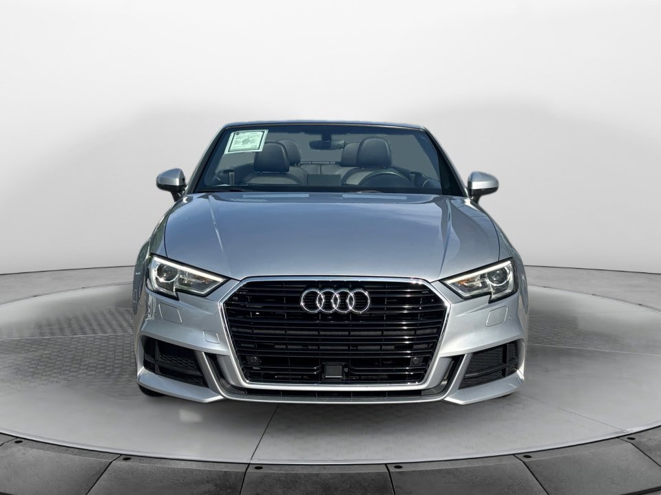 Used 2018 Audi A3 2.0T Premium Plus w/ Premium Plus Package FWD image 2