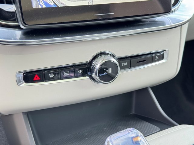 New 2026 Volvo XC90 T8 Ultra image 25