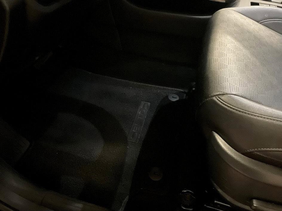 Used 2023 Kia Seltos SX w/ SX Sunroof Package image 18