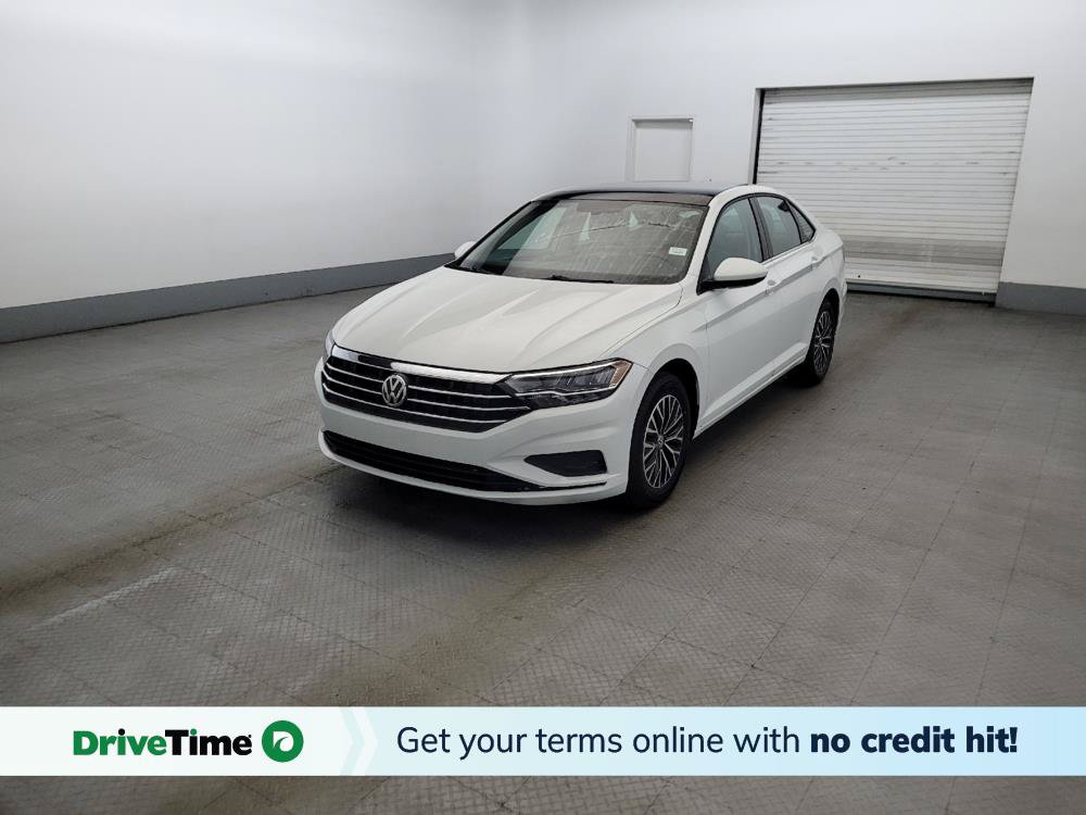 Used 2019 Volkswagen Jetta SE w/ Cold Weather Package FWD image 1