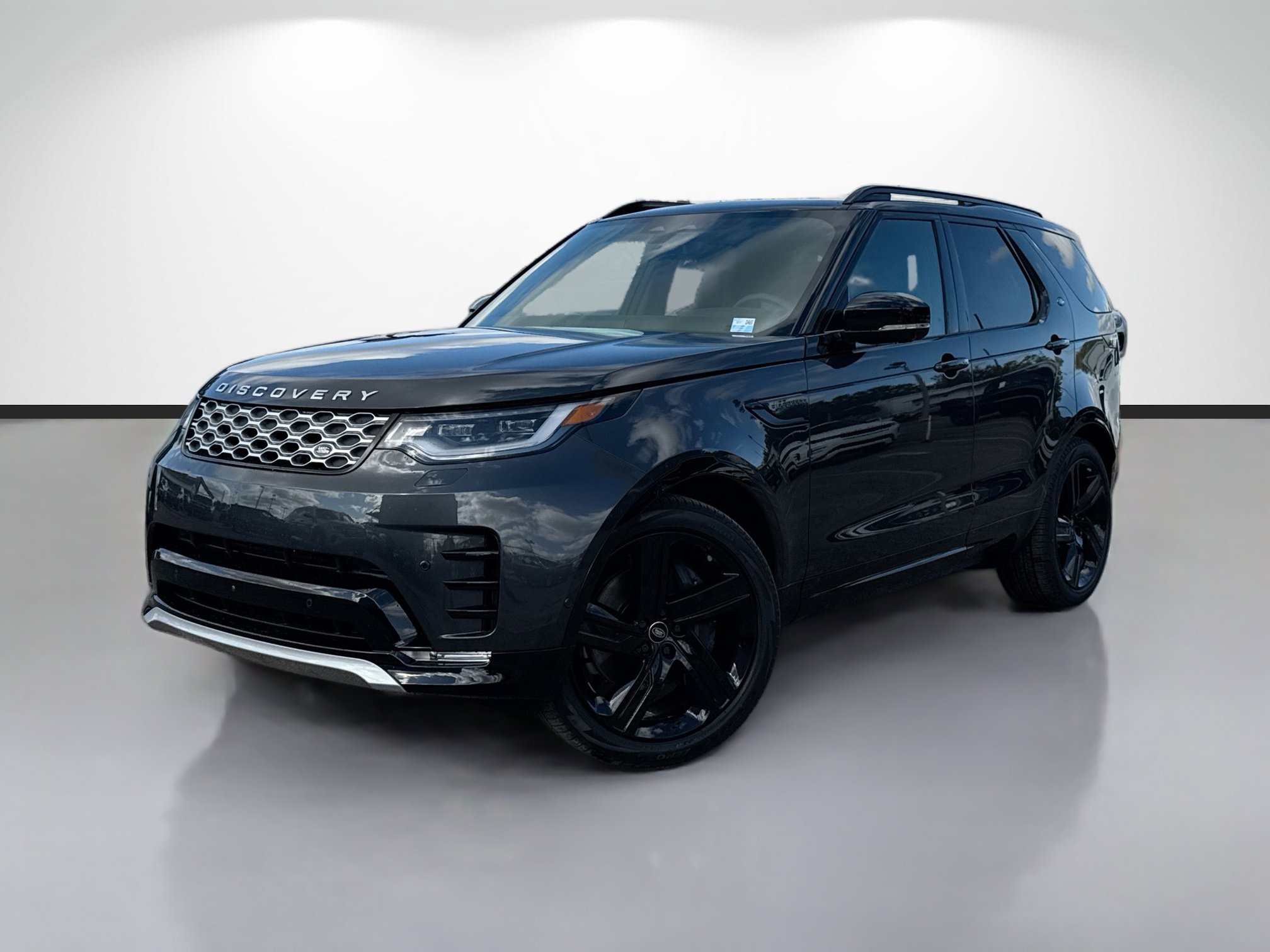 New 2026 Land Rover Discovery Limited Edition image 1
