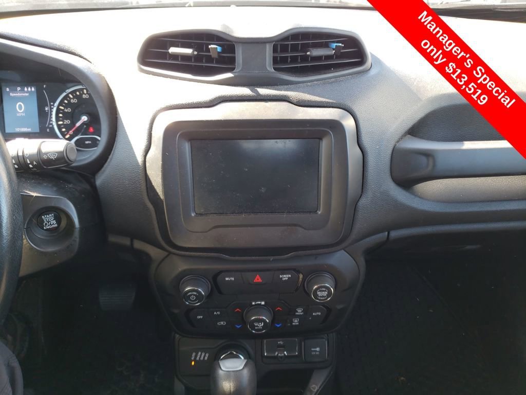 Used 2019 Jeep Renegade Latitude w/ Cold Weather Group AWD/4WD image 17