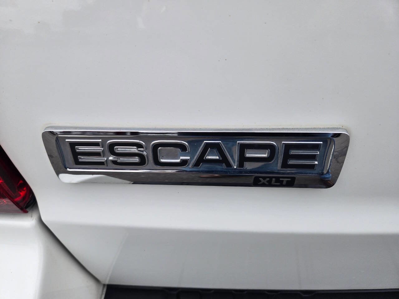 Used 2011 Ford Escape XLT w/ 202A Rapid Spec Order Code image 12