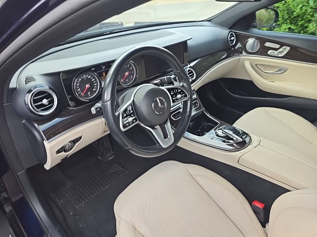 Used 2019 Mercedes-Benz E 300 image 11