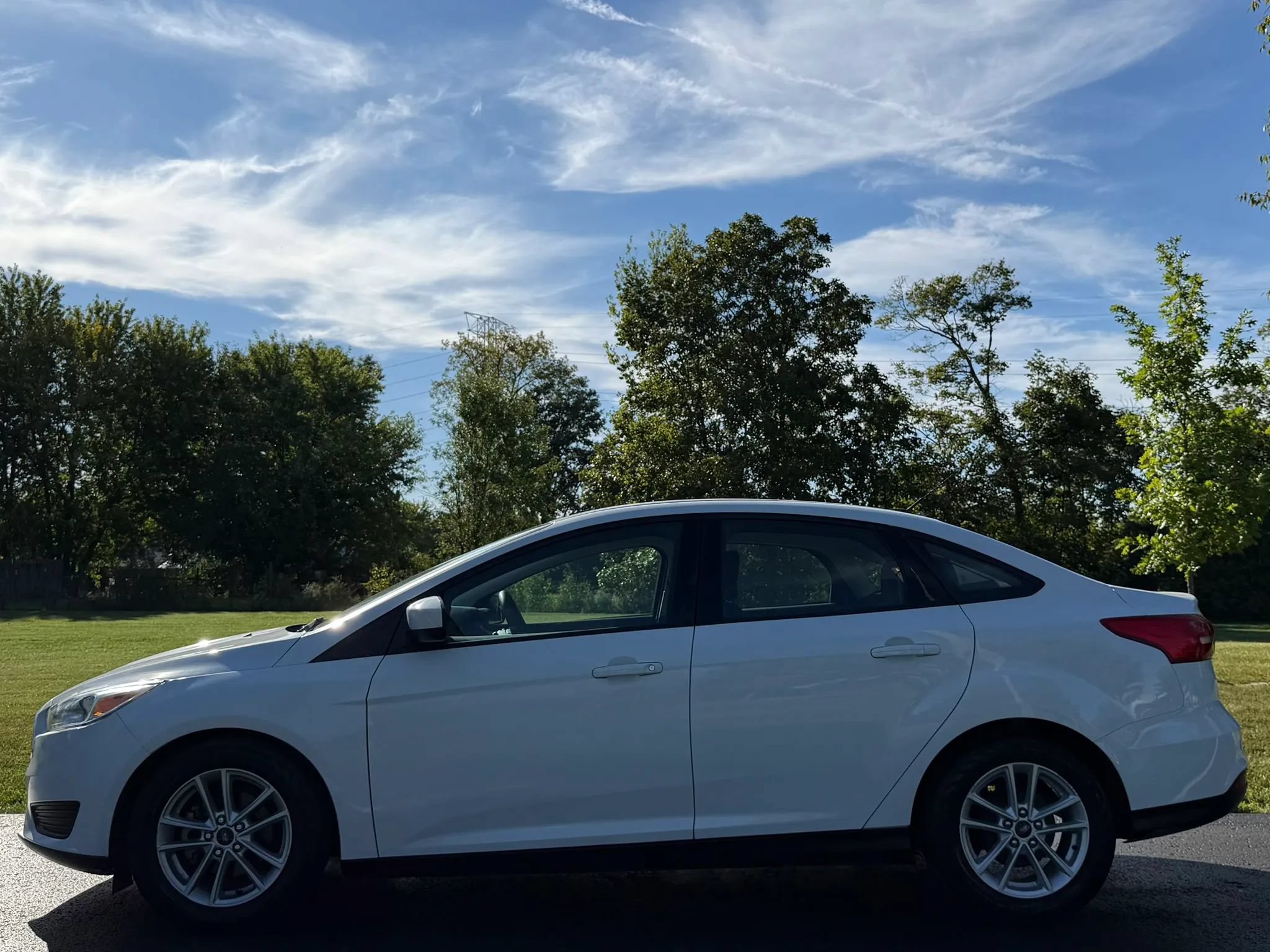 Used 2018 Ford Focus SE FWD image 8