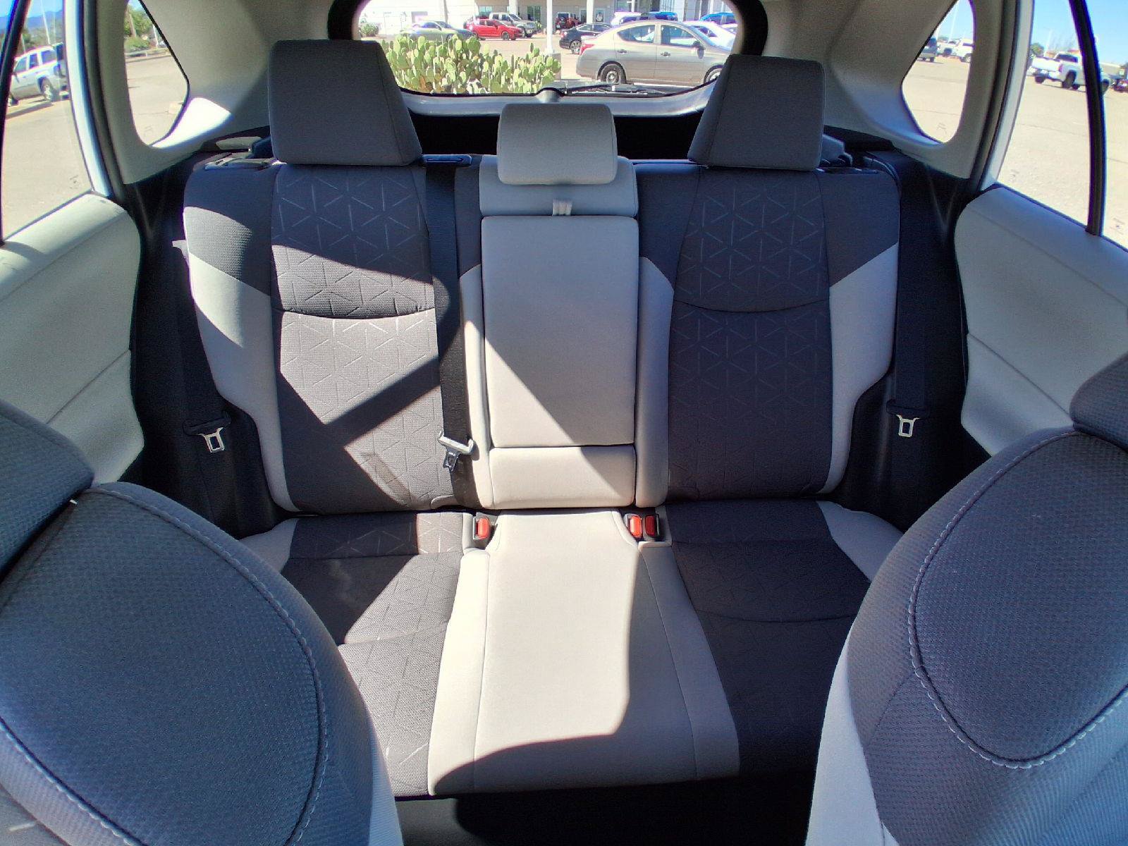 Used 2021 Toyota RAV4 XLE w/ Convenience Package AWD/4WD image 28