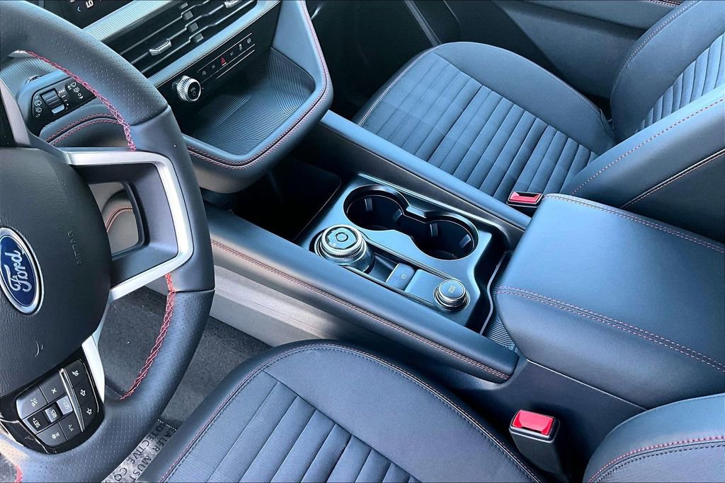 New 2026 Ford Explorer ST-Line image 8