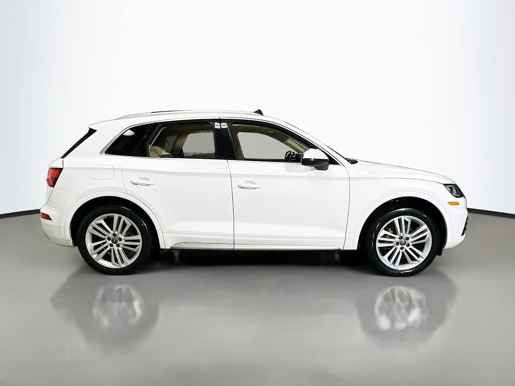 Used 2018 Audi Q5 2.0T Premium Plus w/ Premium Plus Package AWD/4WD image 9