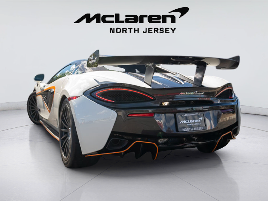 Used 2020 McLaren 620R RWD image 6