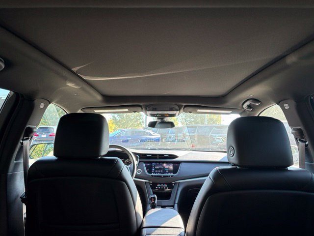 Used 2020 Cadillac XT5 Premium Luxury w/ LPO, Floor Liner Package FWD image 8
