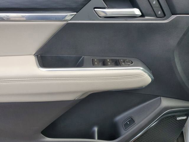New 2026 GMC Acadia Elevation FWD image 17