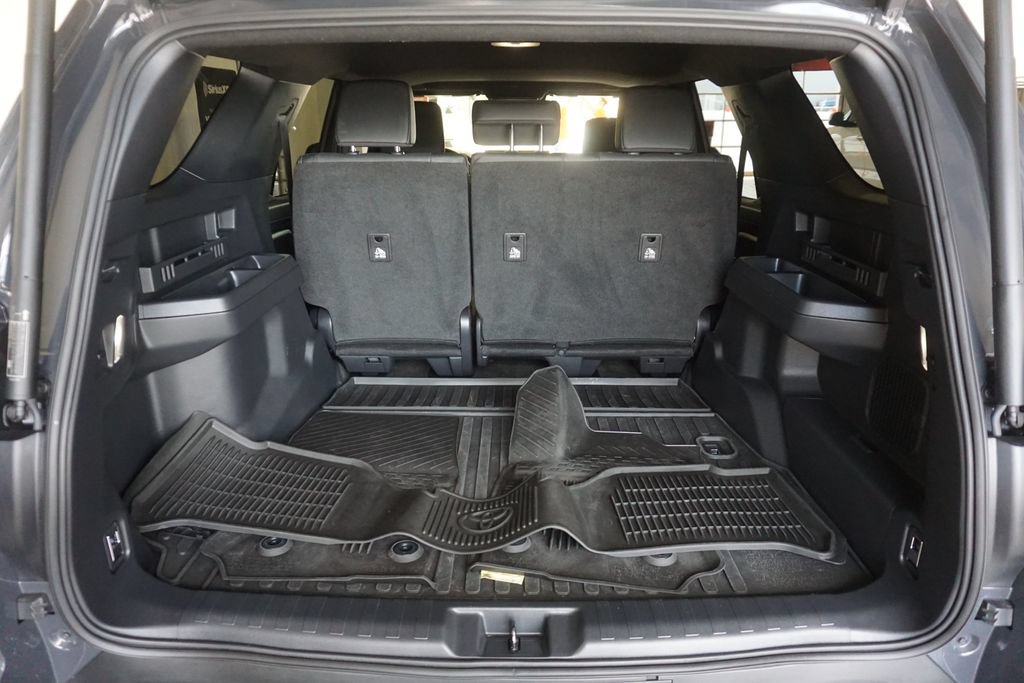 Used 2025 Toyota 4Runner TRD Off-Road Premium AWD/4WD image 19