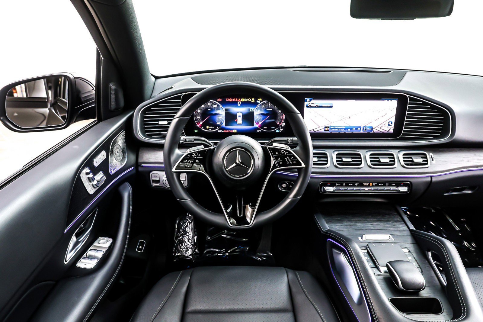 Used 2024 Mercedes-Benz GLE 350 4MATIC image 6