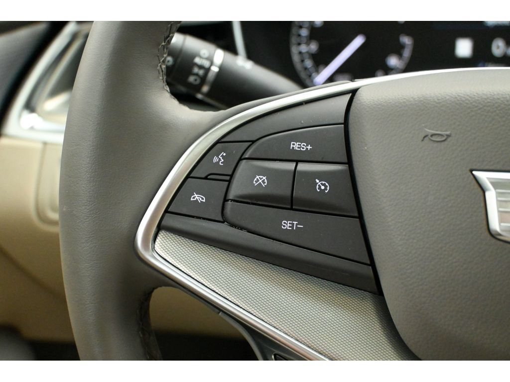 Certified 2025 Cadillac XT5 Premium Luxury AWD/4WD image 39