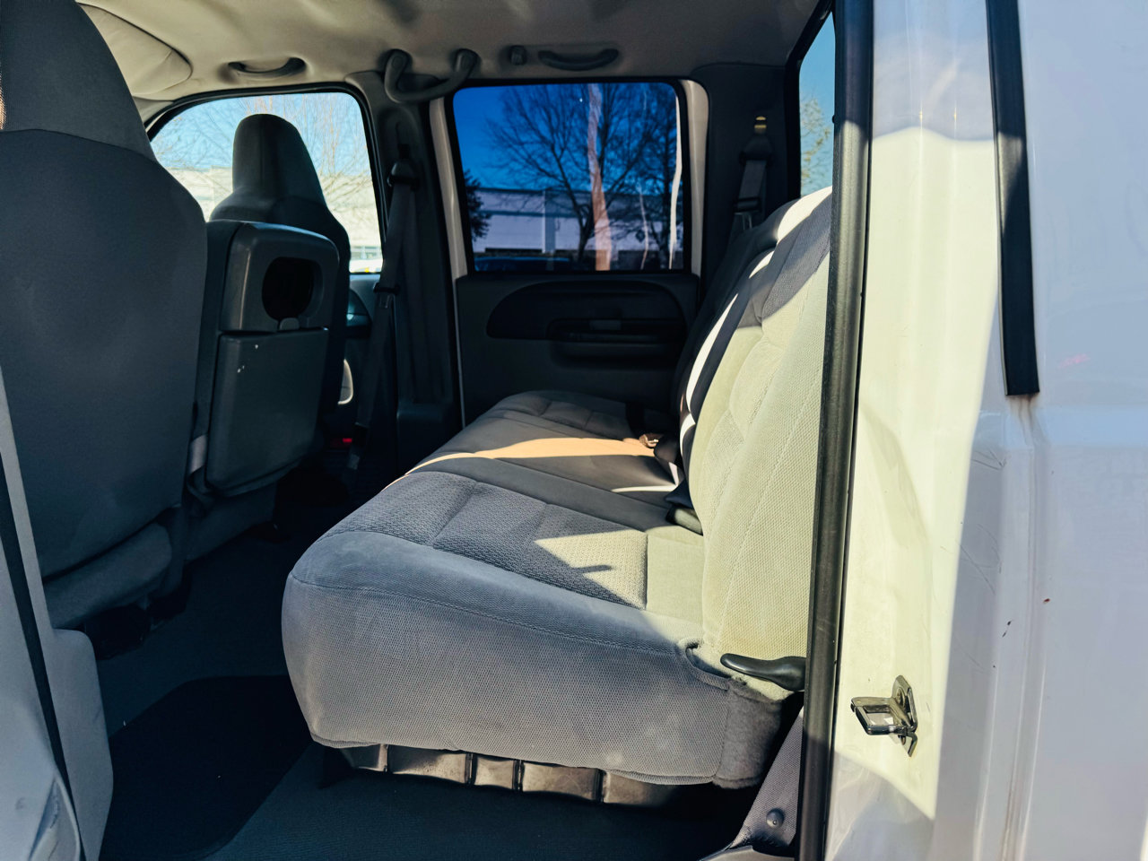 Used 2003 Ford F250 Lariat image 13