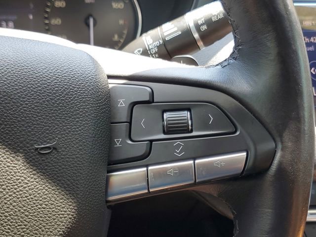 Certified 2023 Cadillac XT4 Premium Luxury FWD image 22