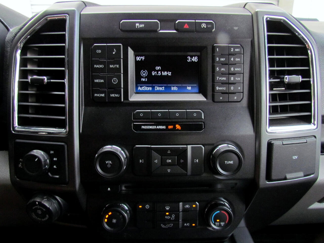 Used 2016 Ford F150 XLT w/ Trailer Tow Package image 36