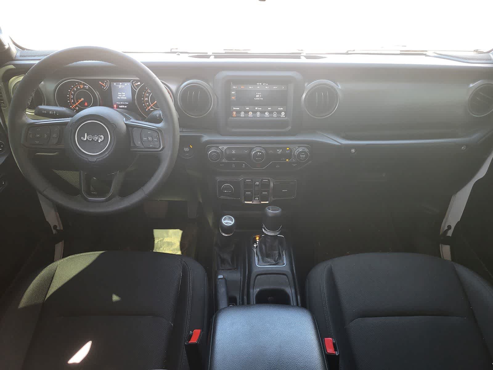 Used 2023 Jeep Gladiator Sport AWD/4WD image 23