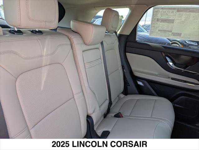 New 2025 Lincoln Corsair Grand Touring w/ Equipment Group 301A AWD/4WD image 13