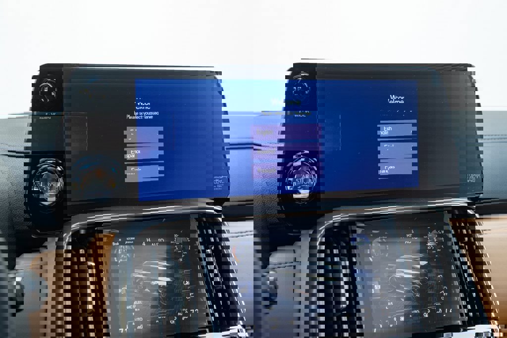 New 2026 Lexus LX 600 4WD w/ Luxury Package image 15