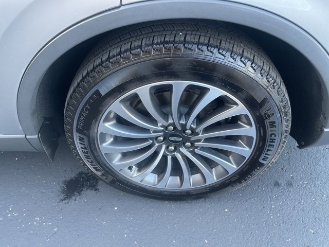 Used 2021 Lincoln Aviator Reserve w/ Equipment Group 201A image 17