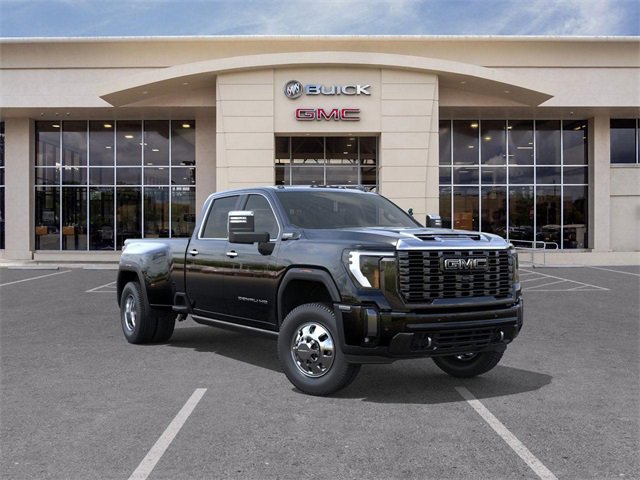 New 2026 GMC Sierra 3500 Denali Ultimate w/ LPO, Black Badging Package