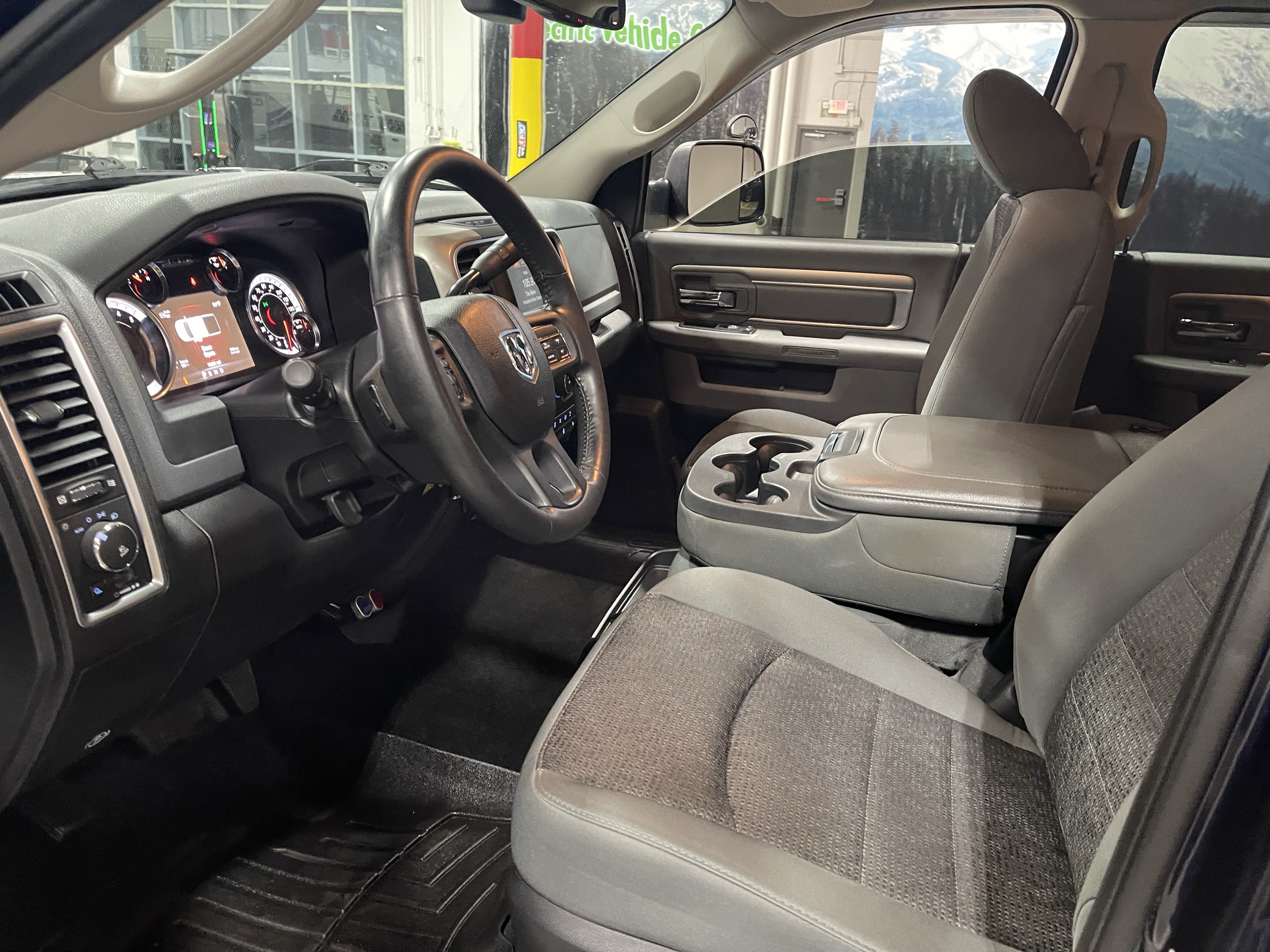 Used 2013 RAM 3500 Big Horn AWD/4WD image 11