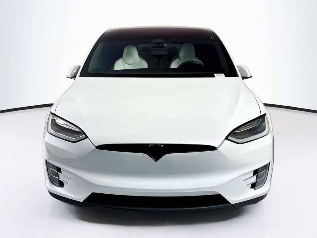 Used 2018 Tesla Model X 75D AWD/4WD image 2