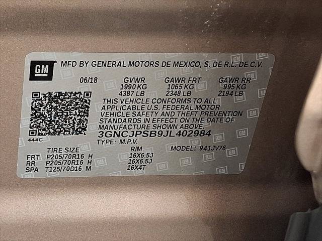 Used 2018 Chevrolet Trax LT w/ LT Convenience Package AWD/4WD image 28