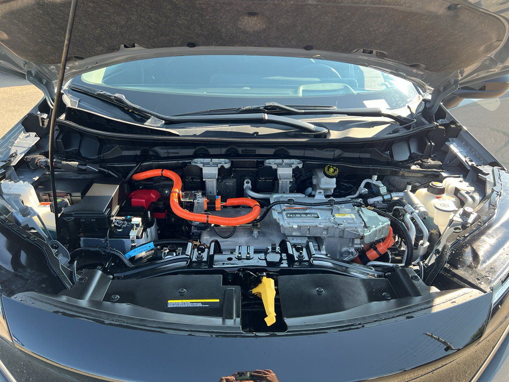 Used 2025 Nissan Ariya AWD image 29
