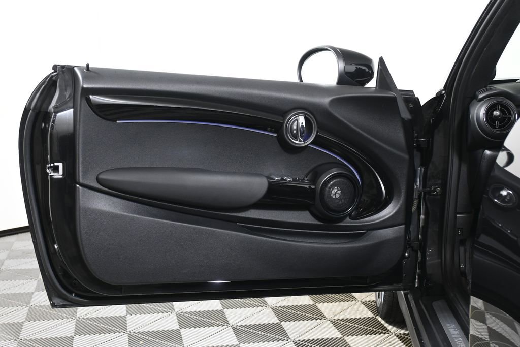 Certified 2023 MINI Cooper S image 34
