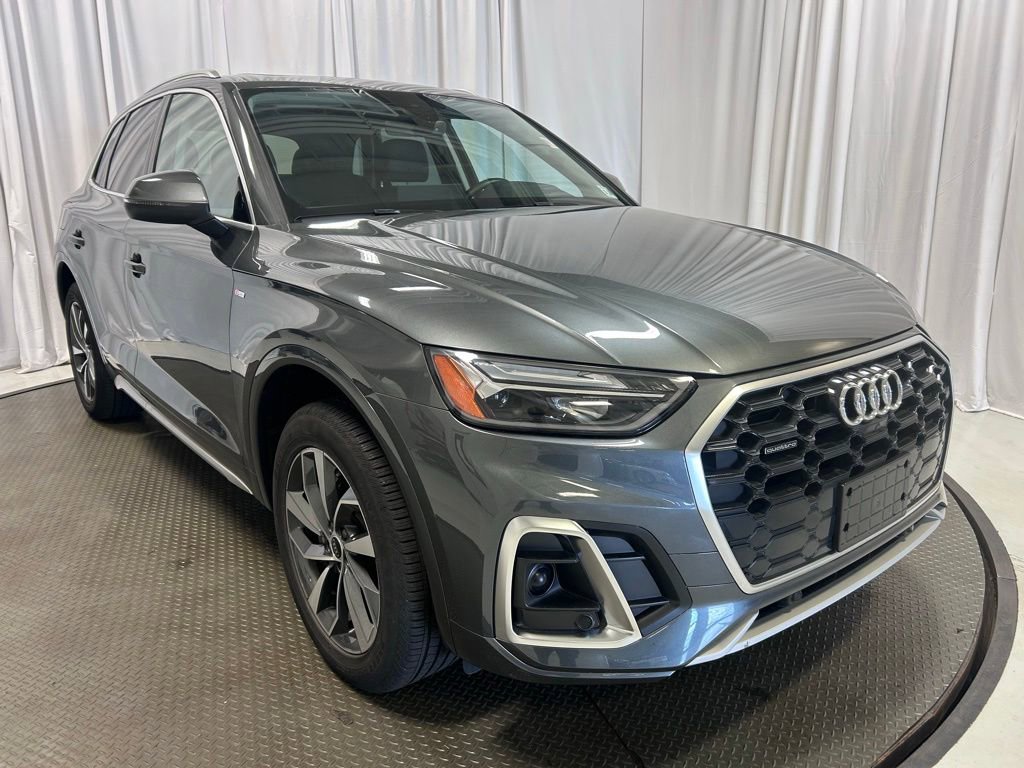 Used 2023 Audi Q5 2.0T Premium Plus w/ Premium Plus Package AWD/4WD image 25